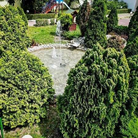 Hotel Fontana Palánka Kültér fotó